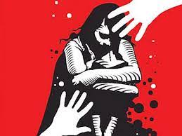 पुणे बलात्कार प्रकरण : 'मी पुन्हा येईन' – आरोपीने घेतल्या सेल्फी, धमकीची चिठ्ठी ठेवून पसार.
