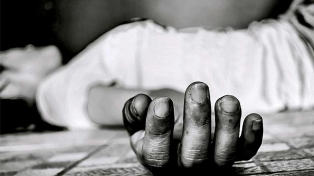पुणे-बंगळुरू महामार्गावर डॉक्टर महिलेची आत्महत्या : वैद्यकीय क्षेत्रात खळबळ.