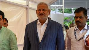 माणिकराव कोकाटेंच्या कृषी खात्याचा फेरवाटप महाराष्ट्र सरकारकडून 1 माणिकराव कोकाटें