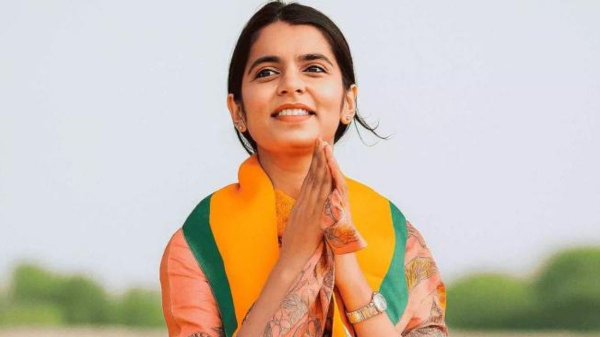 मैथिली ठाकुर